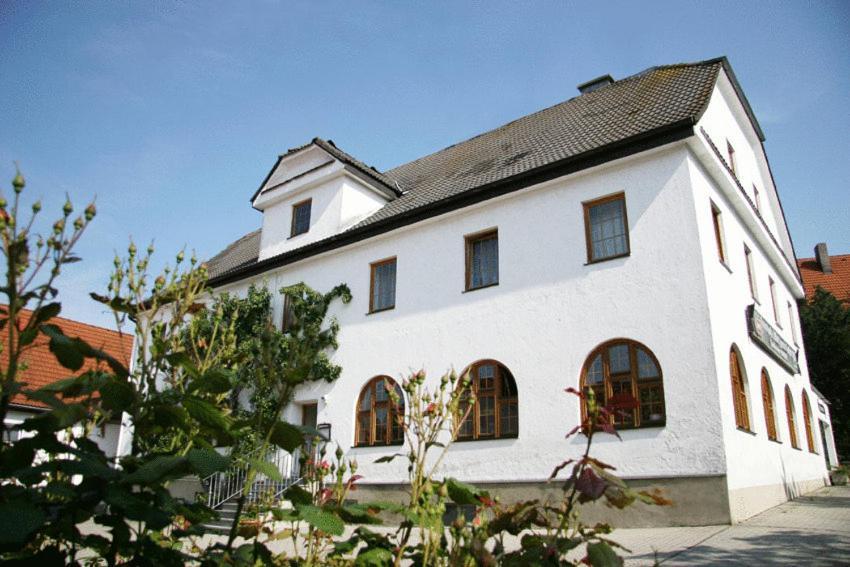 Pension-Metzgerei Hofer Inning am Holz Exteriör bild